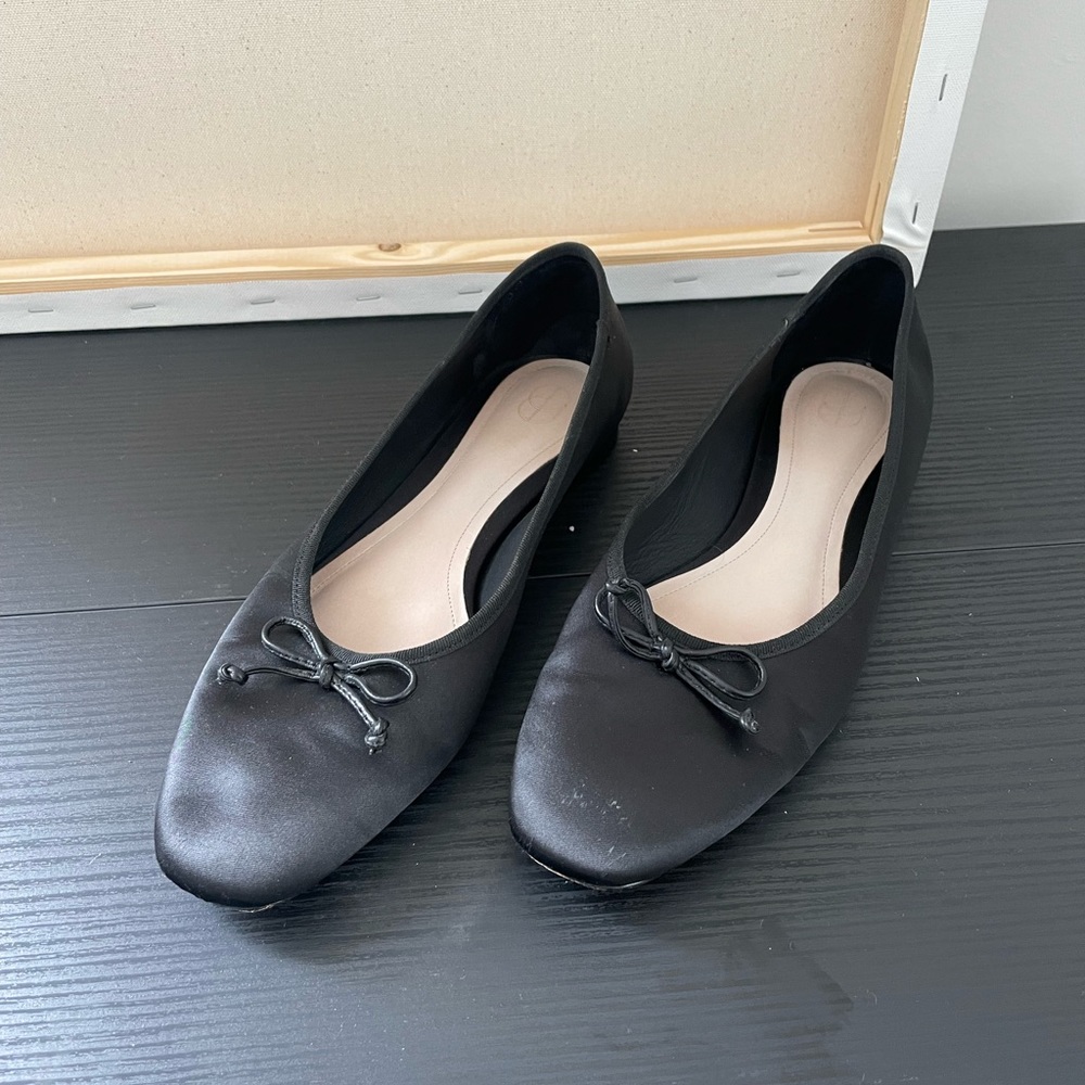 Porte and Paire black satin flats